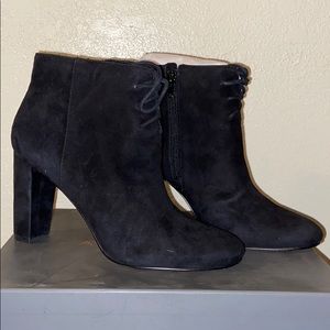 Ann Taylor booties 8.5